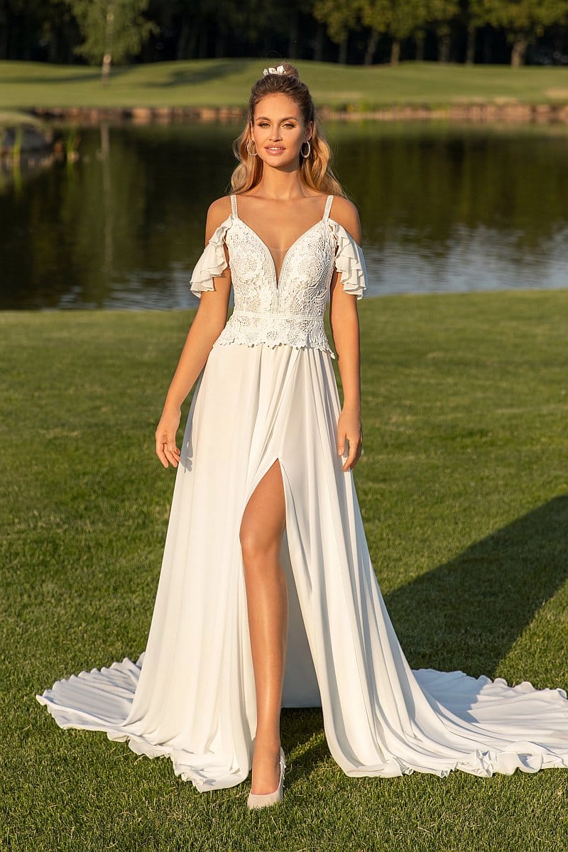 Angela Bianca 1053 Brautkleid Hochzeitskleid