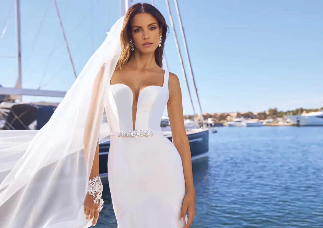 Sexy Brautkleider Hochzeitskleider hochzeitsrausch Brautmoden