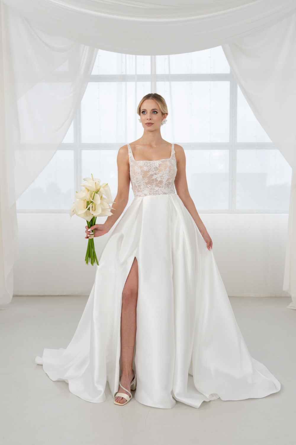 Bridonista R2L26-C-A08 Hochzeitskleid